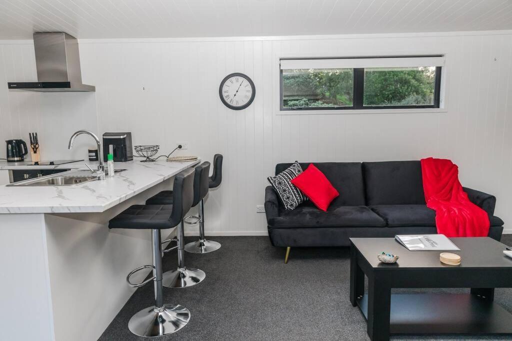 奥克兰Bombay Hills Modern Retreat公寓 外观 照片