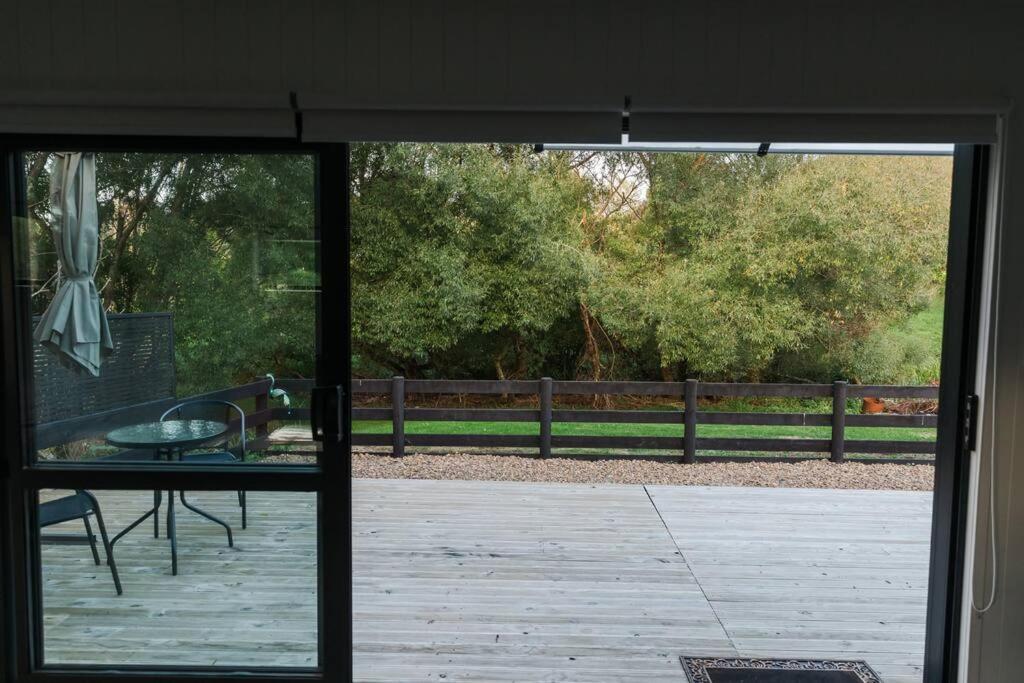 奥克兰Bombay Hills Modern Retreat公寓 外观 照片