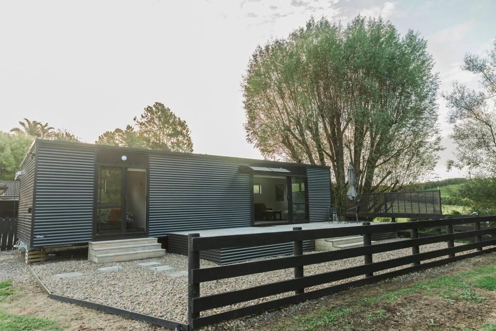 奥克兰Bombay Hills Modern Retreat公寓 外观 照片